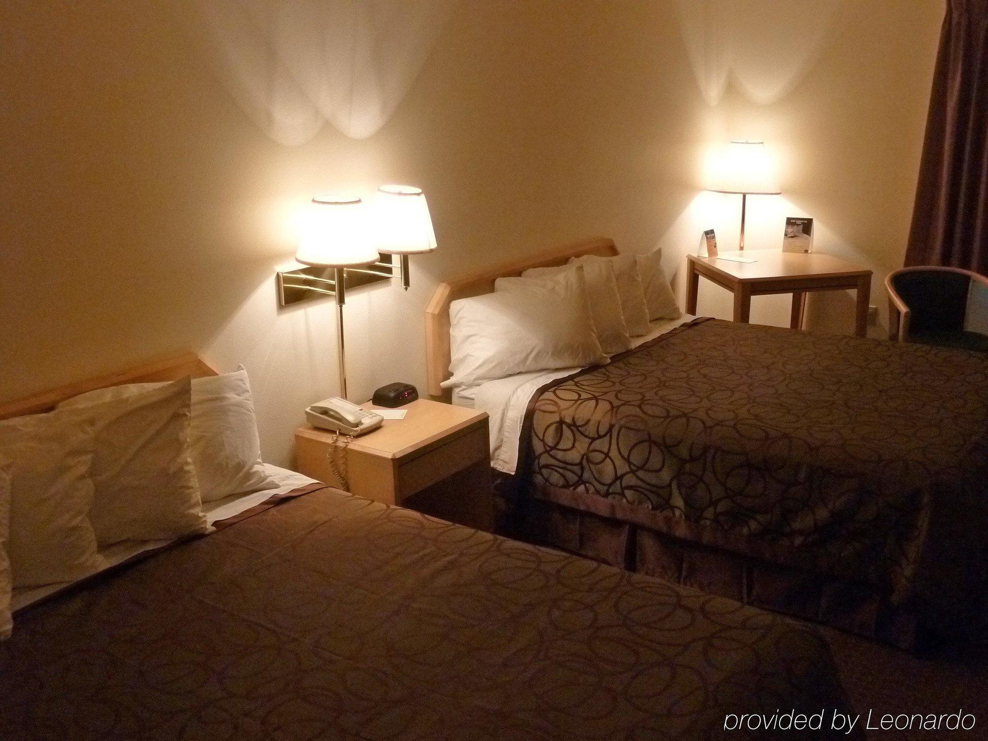 イン アット ランダー トラベロッジ バイ ウインダム 部屋 写真